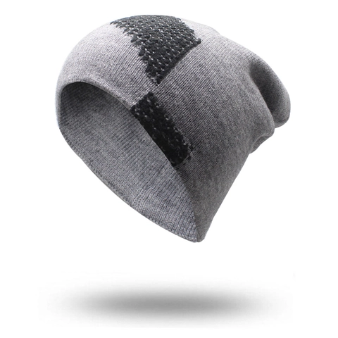Gorro De Punto Cálido De Invierno Color Sólido Resistente Al Viento Suave Con Parche Decorativo Para Hombre Y Mujer