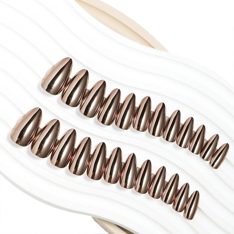 Unghie Finte Press On Specchio Metallico Oro Rosa Bronzo Forma Mandorla Lunghe Appuntite Per Donne Moda