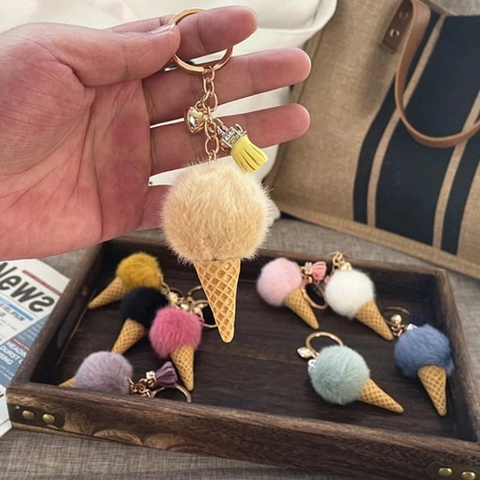 Porte-Clés Peluche Cône De Glace Boule De Poils Douce Gland Pendentif Coeur Décoration Sac Pour Femmes Filles Kawaii