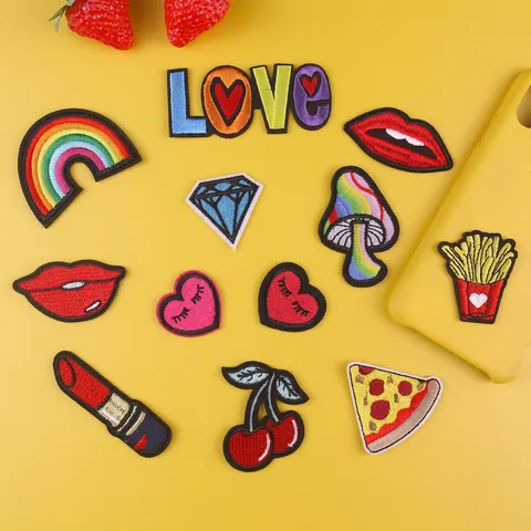 Écussons Brodés Dessin Animé À Repasser Appliques Décoratives DIY Pour Vêtements Vestes Sacs Chapeaux Coloré