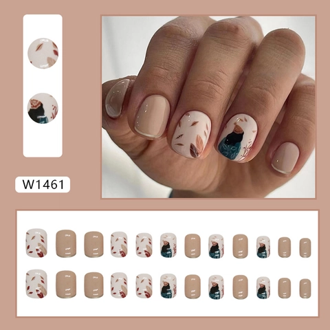 Autumn Maple Leaf Hand Painted Short Square Press On Nails Nude Pink Milk Tea Elegant Artificial Fake Nails Removable