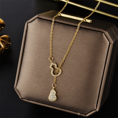 Collana con Pendente a Doppia Zucca in Acciaio al Titanio per Donna Elegante Collana a Girocollo Regolabile con Strass