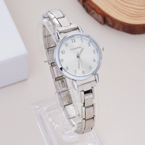 Montre à Quartz de Mode pour Femmes Bracelet en Acier Inoxydable Strass Élégante Décontractée Ciel Étoilé Montre-Bracelet pour Dames Cadeau