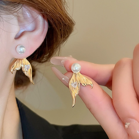 Orecchini A Lobo Cuore Coda Di Sirena In Zircone Con Perla Artificial E Perno In Argento Gioielli Eleganti Per Donne