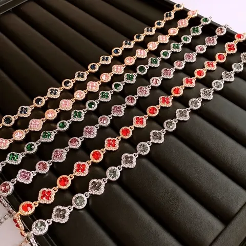 Collar Con Colgante De Flor Y Trébol Vintage Cobre Con Diamantes De Imitación Coloridos Cadena Para Suéter Estilo Palacio Mujeres