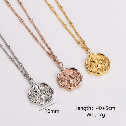 Collar Con Colgante De Flor De Acero Inoxidable Chapado En Oro 18K Flor De Cerezo En Relieve Moneda Redonda Para Mujer