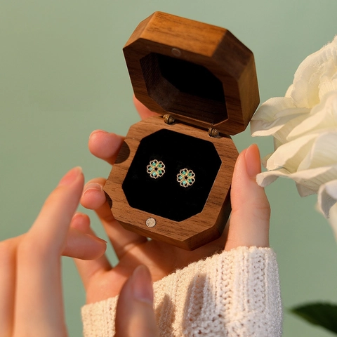 925 Sterling Silver French Style Flower Stud Earrings Vintage Hollow Floral Design Green Zirconia Inlaid Jewelry For Women