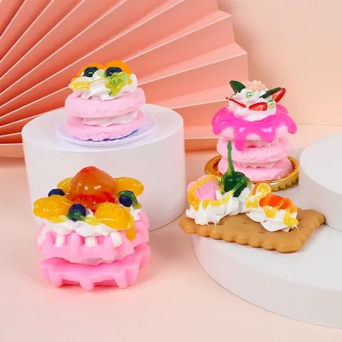 Simulation Cake Dessert Keychain PVC Resin Artificial Food Waffle Macaron Bag Charm Fruit Cream Decoration Cute Miniature Ornament For Girls Gifts