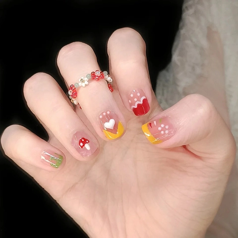 Press On Nails Cute Mushroom Heart Polka Dot Short Round Head Artificial Nail Tips Sweet Style For Women