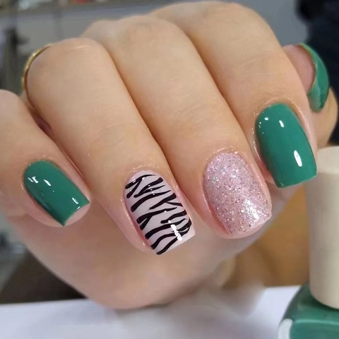 Faux Ongles À Presser Motif Zèbre Vert Foncé Paillettes Roses Ongles Artificiels Moyens Longs Pour Femmes