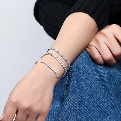 Classic Tennis Bracelet 925 Sterling Silver Sparkling Round Cubic Zirconia Elegant Jewelry Wedding Party Gift For Women