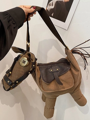 Borsa Tracolla Forma Cavallo Creativa Tela PU Pelle Patchwork Borsa Sella Con Borchie Catena Metallo Stile Vintage