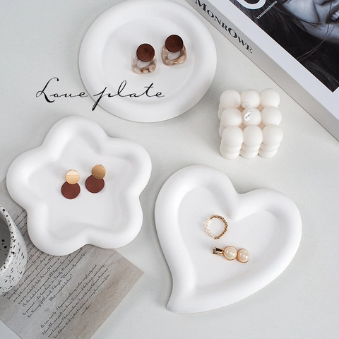Minimalist Heart Flower Plaster Jewelry Storage Tray Dish Matte Ceramic Ring Earrings Organizer Desktop Photography Props