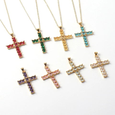 Collana Con Pendente A Croce In Rame E Zircone Pietra Preziosa Colorata Taglio Quadrato Gioielli Religiosi Donna