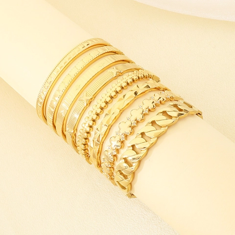 Vintage Gold Plated Stainless Steel Bangle Bracelet For Women Luxurious Niche Design Geometric X Pattern Hinged Cuff Hand Jewelry
