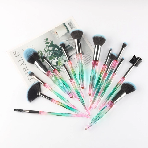 Makeup Brushes Crystal Diamond Plastic Synthetic Fiber Bristle Face Eye Shadow Powder Colorful Gradient Beauty Tool