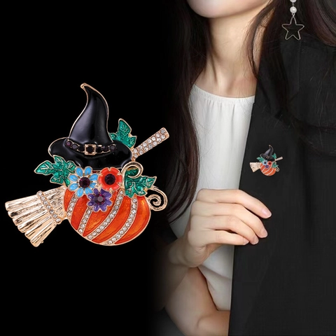 Halloween Pumpkin Witch Brooch With Hat Broom Enamel Rhinestone Zinc Alloy Festive Costume Jewelry Pin For Women Party