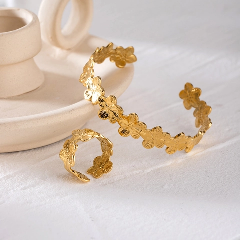 Gioielli in Acciaio Inossidabile Fiore Anello Bracciale Regolabile Oro Strutturato Fiore Aperto Ipoallergenico Donna