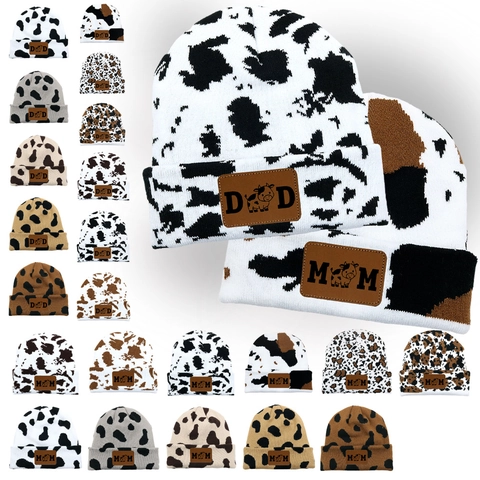 Strickmütze Beanie Vintage Kuh Leopardenmuster Strickkappe Mit MOM DAD Leder-Patch Für Valentinstag Winter Warm Skimütze Erwachsene