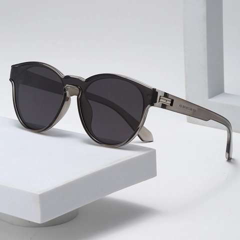 Polarized Sunglasses UV400 Protection TR Frame Lightweight Retro Round Fashion Eyewear For Men And Women Outdoor Travel