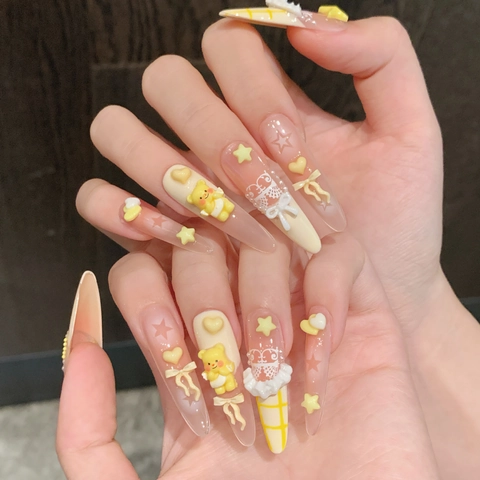 Uñas Postizas Hechas A Mano 3D Oso De Resina Lazo Forma De Stiletto Largo Uñas Artificiales Para Niñas Estilo Lindo