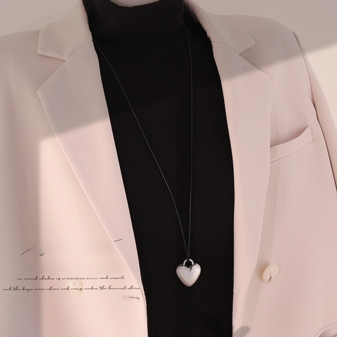 Collier À Pendentif Cœur Givré Longue Corde Noire Réglable Alliage Chaîne De Pull Bijoux Minimalistes Femmes