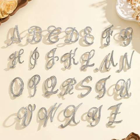 Legierung Strass Englische Alphabet Brosche Frauen Glänzende Initialen Pin Vintage Elegant Koreanischer Stil Schmuck