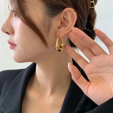 Créoles Grosses Gouttes Acier Inoxydable Plaqué Or Creux Design Goutte D'eau Bijoux Mode Simples Pour Femmes