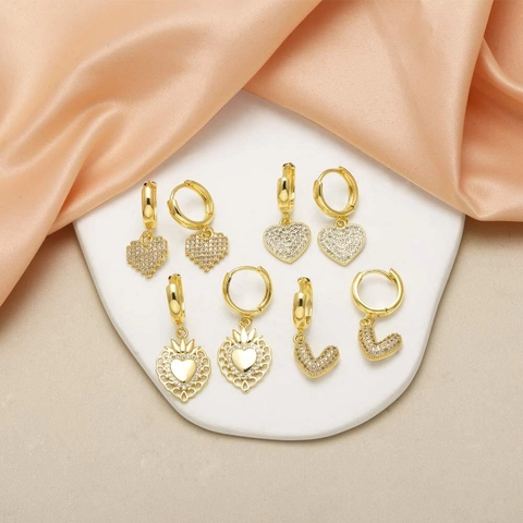 Mode Kupfer Vergoldet Herz Creolen Für Damen Funkelnde Voll Zirkonia Minimalistischer Schmuck Tägliche Accessoires