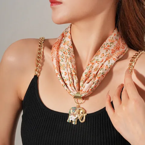 Collar Bufanda Con Colgante De Elefante Vintage Diamantes De Imitación Y Perla Artificial De Imitación Tela Satén Floral Para Mujer