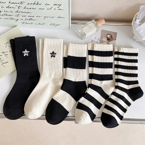 Women Cotton Blend Crew Socks Striped Pattern Star Embroidery Breathable Soft Casual Athletic Ribbed Cuffs Streetwear