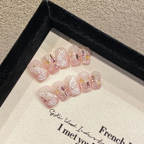 Handmade Press On Nails Pink Gradient Butterfly Decor With Artificial Pearls And Rhinestones French Style False Nails