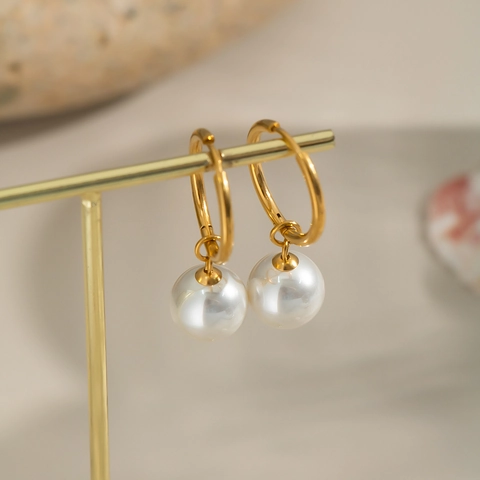 Retro French Artificial Pearl Hoop Earrings 18K Gold Plated Stainless Steel Waterproof Hypoallergenic Elegant Jewelry For Women