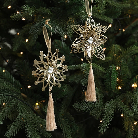 Weihnachtsbaumschmuck Metall Schneeflocke Blumenanhänger Mit Kristallimitat Und Satinnquasten Hohl Hängende Festliche Dekorationen