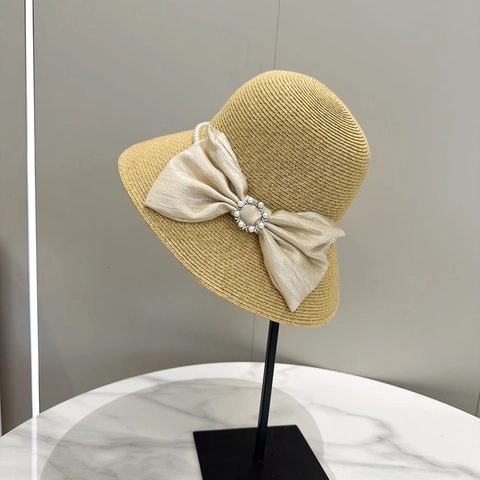 Women Elegant Straw Sun Hat Big Brim Paper Braid Beach Bucket Hat With Satin Bow Artificial Pearl Rhinestone Buckle