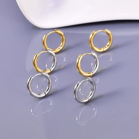 Orecchini A Cerchio Tondi In Acciaio Al Titanio Placcati Oro 18 Carati Gioielli Geometrici Semplici Lucidati Per Donna