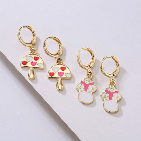 Pendientes De Aro De Champiñón Cobre Chapado En Oro Esmalte Corazón Colgante Joyas Lindas Para Mujeres