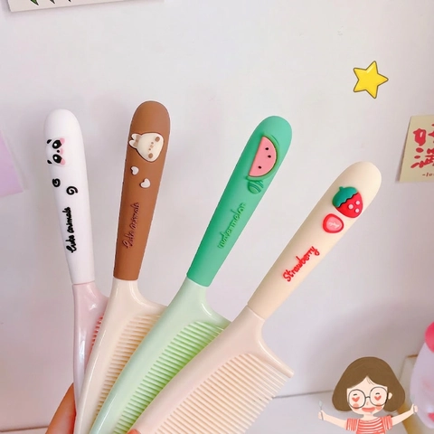 Süßer Cartoon 3D Frucht Tier Haarkamm Entwirrungs Massagebürste Weicher Gummigriff Kunststoff Styling Werkzeug Für Mädchen