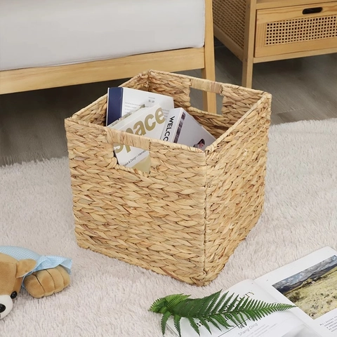 Hand Woven Storage Basket Natural Water Hyacinth Straw Bin With Handles Foldable Organizer For Home Toy Sundries