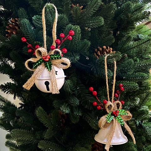 Christmas Hanging Bell Ornaments Metal With Twine Bow Red Berries Green Leaves Tree Decorations Holiday Home Decor Rustic