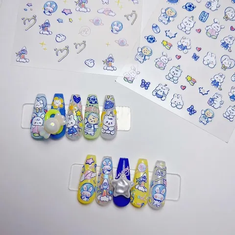 Pegatinas De Arte Uñas 3D Relieve Dibujos Animados Astronauta Conejo Oso Auto Adhesivo Manicura Calcomanías Decoración Belleza DIY