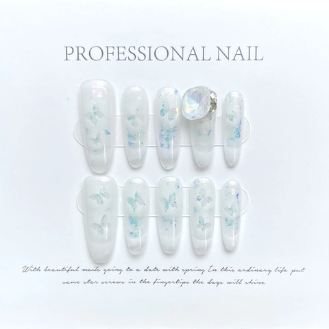 Press On Nails Long Almond Shaped Butterfly Pattern Artificial Nails With 3D Rhinestone Glitter Gradient Fake Nails