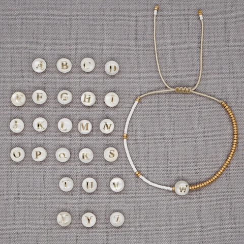 Bracciale Con Perline Fatto A Mano Miyuki Perline Di Vetro Conchiglia Lettera Iniziale Placcato Oro Regolabile Corda Tessuta