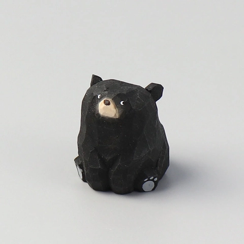 Hand Carved Wooden Bear Figurine Mini Basswood Animal Sculpture Desktop Car Decor Cute Cartoon Ornament Gift