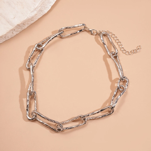 Collier À Chaîne Géométrique Texture De Métal Liquide Irrégulier Alliage De Zinc Style Minimaliste Bijoux Pour Femmes