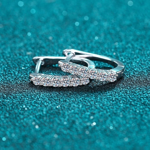Pendientes de Aro Minimalistas de Plata de Ley 925 con Fila de Moissanita Engaste Pavé Joyas Regalo para Mujer