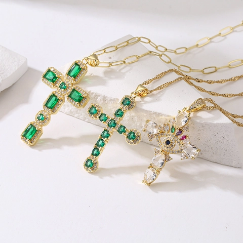 Kruis Hanger Ketting Koper 18K Verguld Smaragdgroen Zirkoon Boze Oog Religieuze Vintage Elegante Sieraden Voor Dames