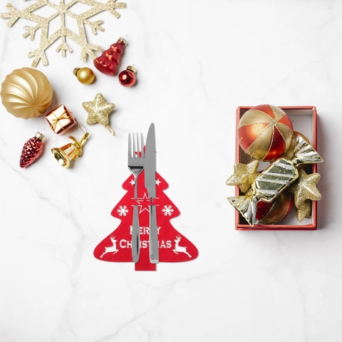 Christmas Tree Shaped Cutlery Holder Felt Tableware Pocket Fork Spoon Bag Festive Dining Table Decoration Elk Star Pattern