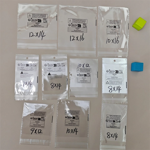 Transparent Plastic Packaging Bags Self Adhesive PP Shipping Bags With Suffocation Warning Label For Clothes Jewelry