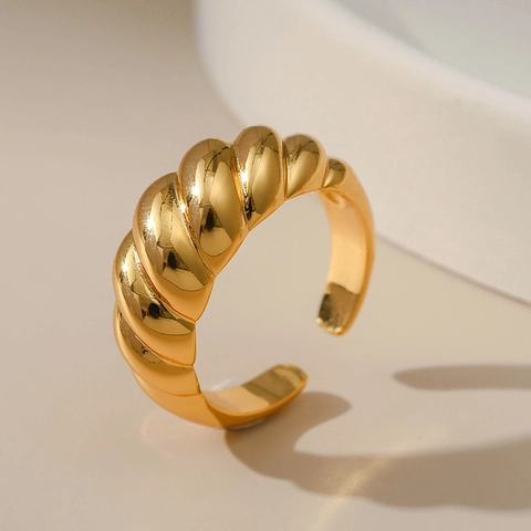 Anillo Trenzado Croissant Cobre Chapado En Oro 18K Minimalista Espiral Acabado Espejo Ajustable Abierto Joyería Mujer